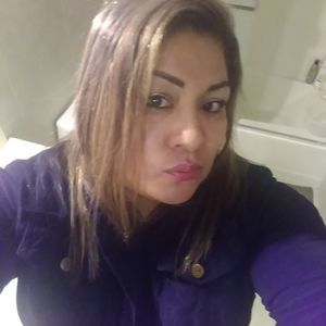 Meet your Posher, Esther